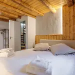 Boutique Alpine Two-bedroom By Supastays * Курмайор