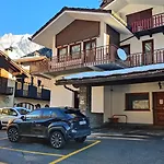 Apartment Boutique Alpine Two-bedroom By Supastays *