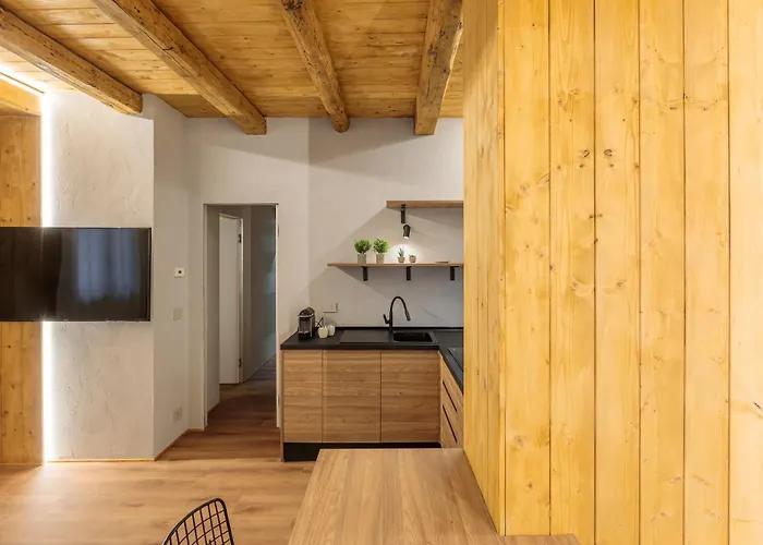 Apartment Boutique Alpine Two-bedroom By Supastays Courmayeur