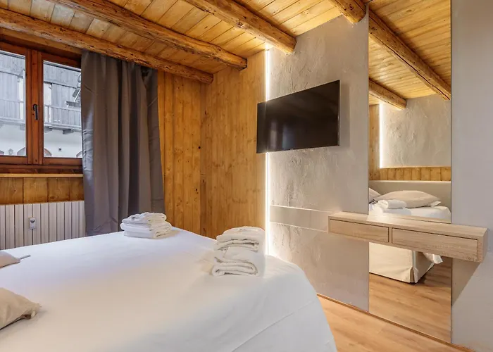 Boutique Alpine Two-bedroom By Supastays *